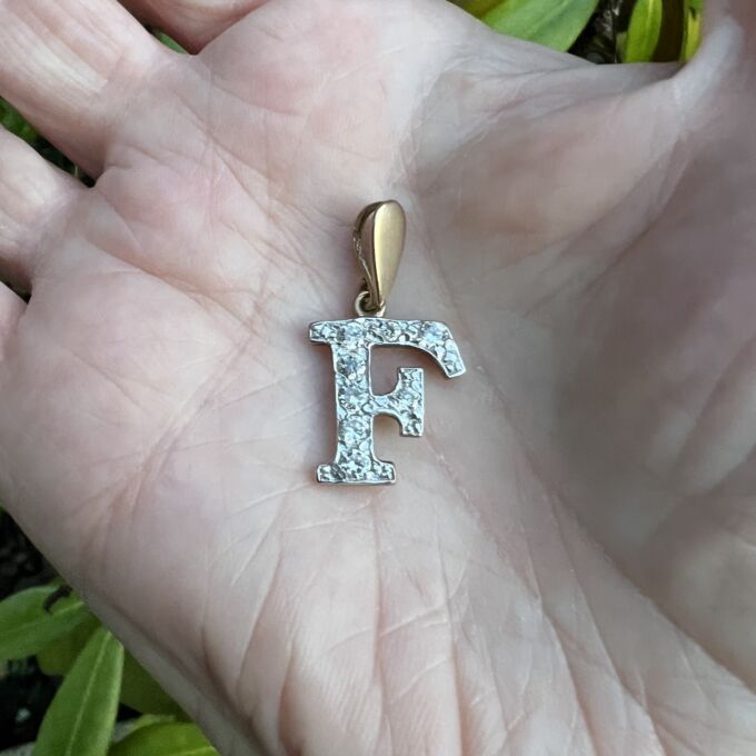 Letter F Pendant in 9ct Gold