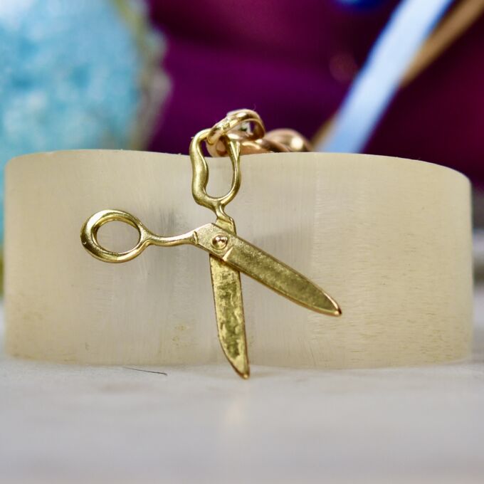 Opening Scissors Charm Pendant in 9ct Gold