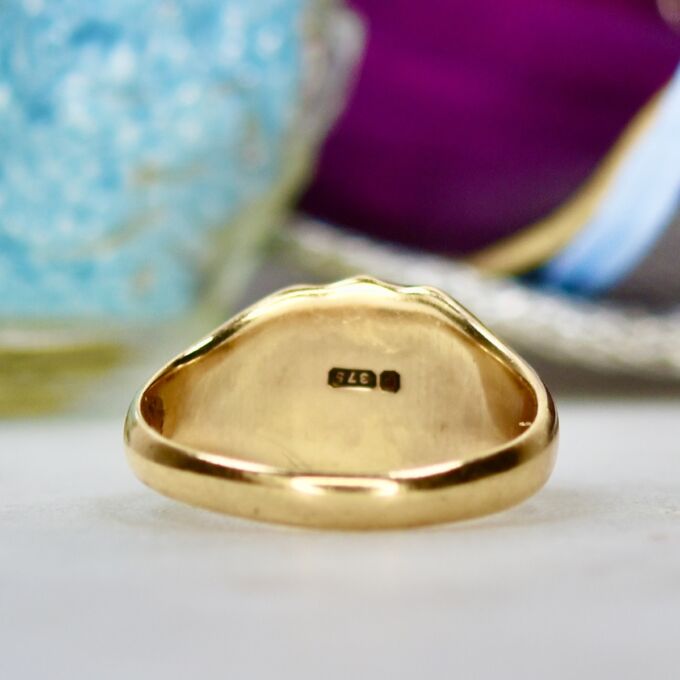 Heavyweight Shield Signet Ring in 9ct Gold