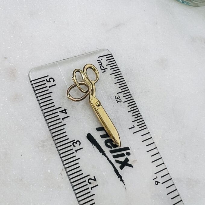 Opening Scissors Charm Pendant in 9ct Gold