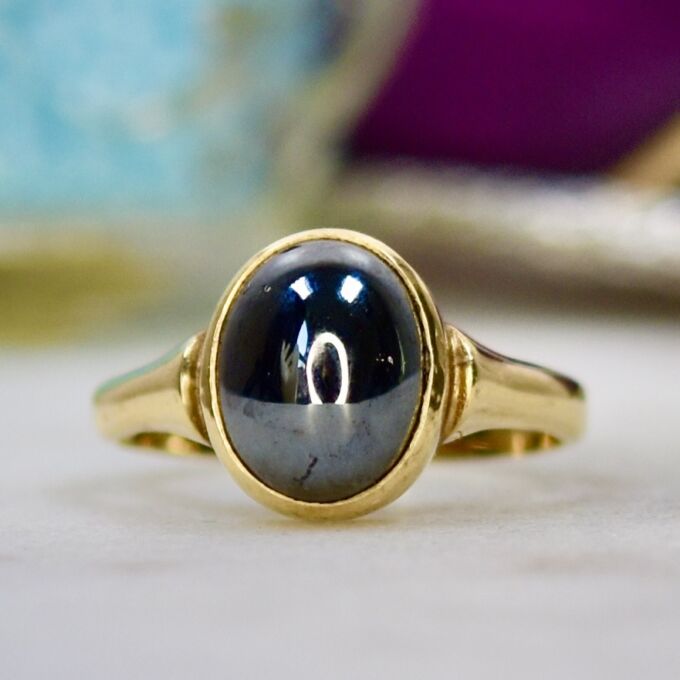 Hematite Cabochon Solitaire Ring in 9ct Gold