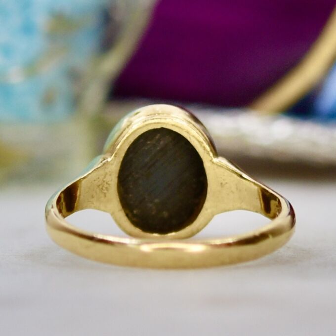 Hematite Cabochon Solitaire Ring in 9ct Gold