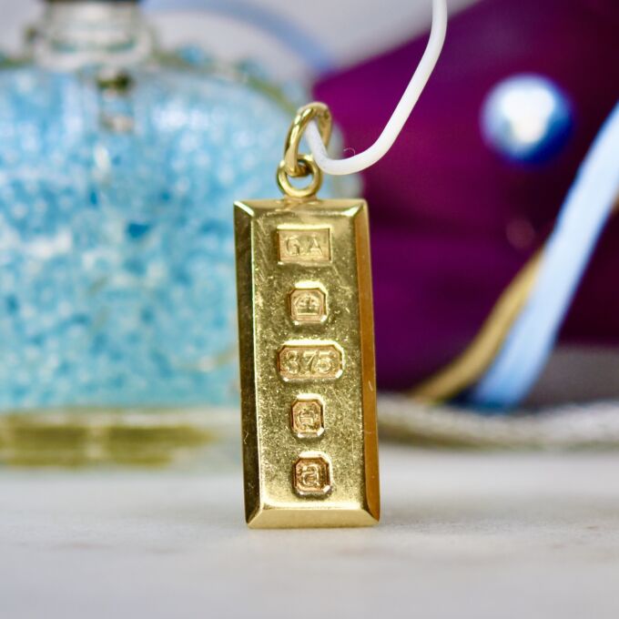 Ingot Pendant in 9ct Gold