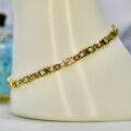 Infinity Kisses Link Bracelet in 9ct Gold
