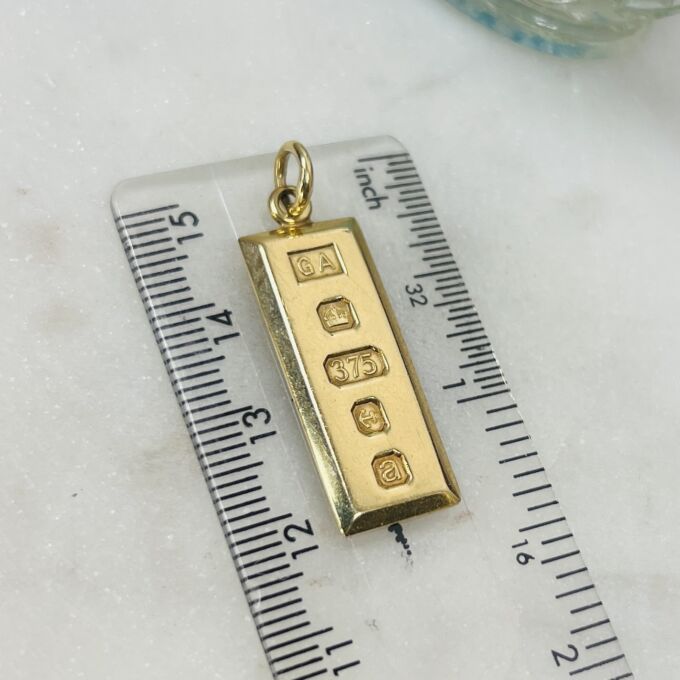Ingot Pendant in 9ct Gold