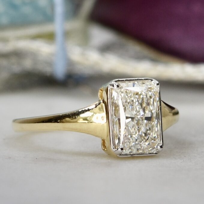 Lab Grown 2ct Radiant Diamond Solitaire in 14ct Yellow Gold