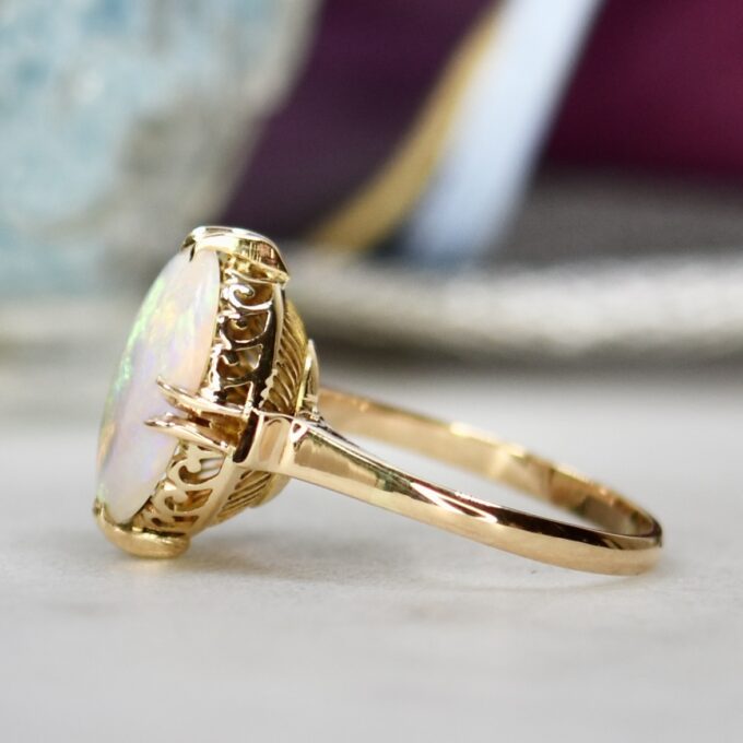 Opal Ring in 18ct Yellow Gold