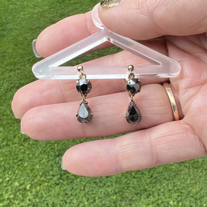 Hematite Drop Earrings in 9ct Gold