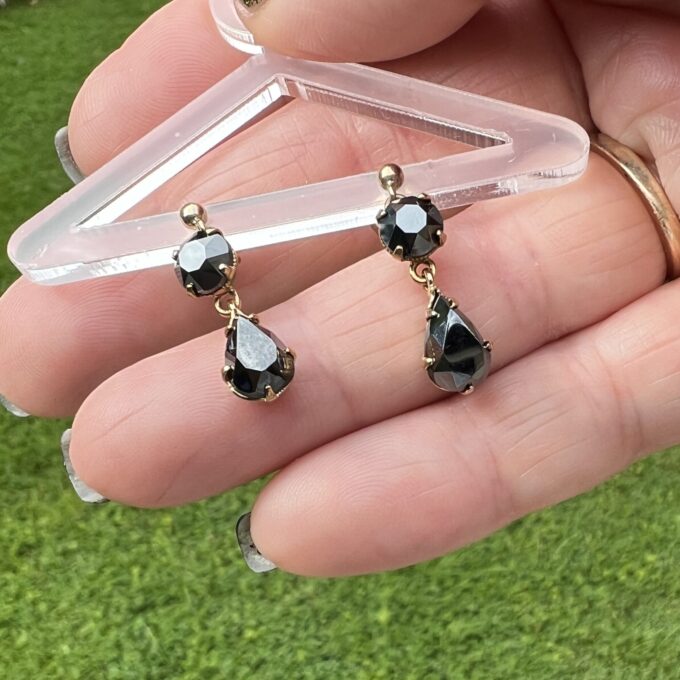 Hematite Drop Earrings in 9ct Gold