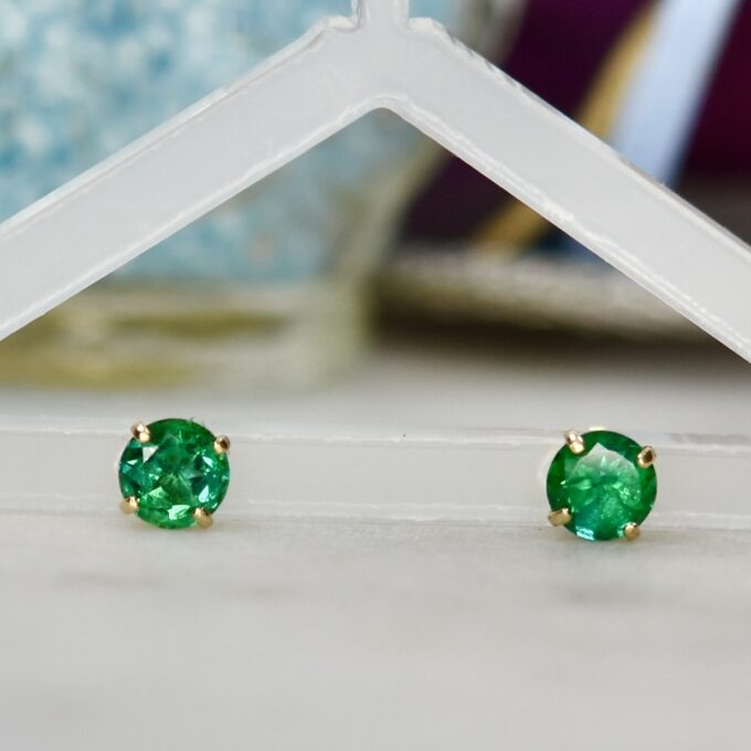 Green Stud Earrings in 9ct Gold
