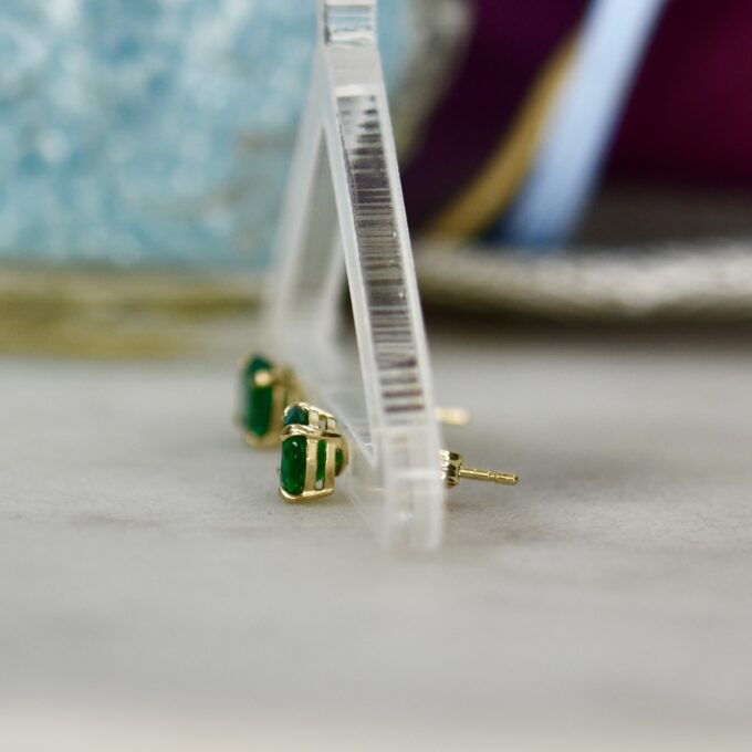 Green Stud Earrings in 9ct Gold
