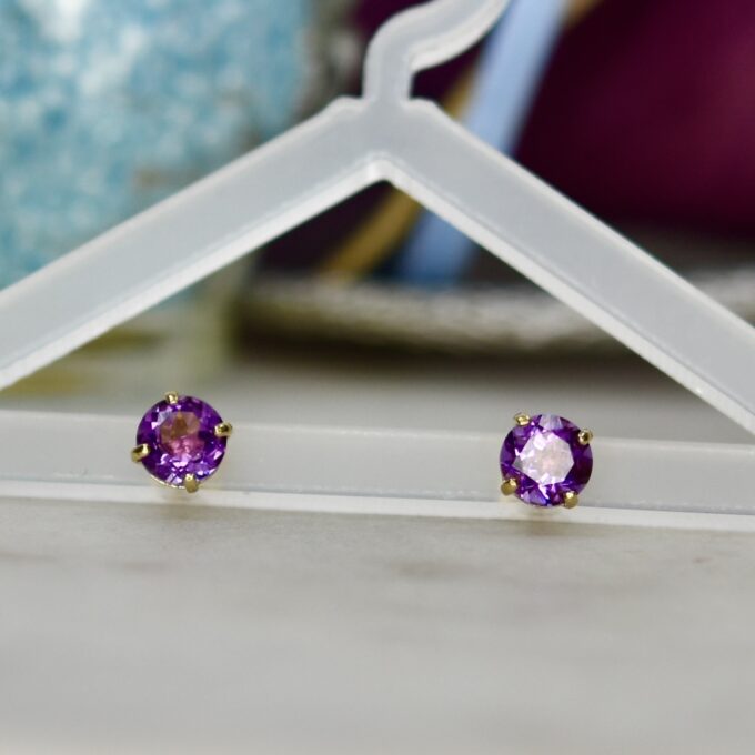 Amethyst Stud Earrings in 9ct Gold
