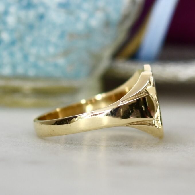 Shield Signet Ring in 9ct Gold