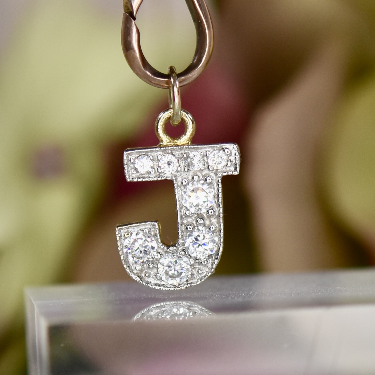 Initial Letter J Pendant in 9ct Gold