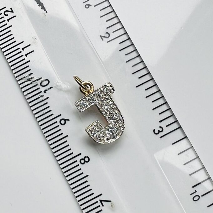 Initial Letter J Pendant in 9ct Gold