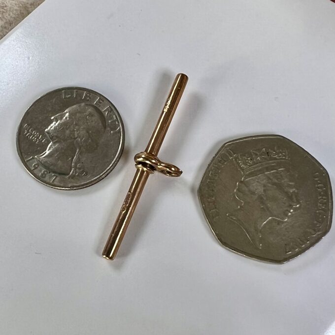 Classic T Bar Pendant in 9ct Rose Gold
