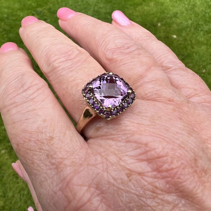 Checkerboard Amethyst Ring in 9ct Gold