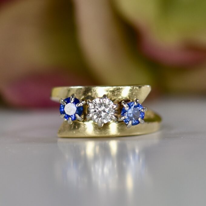 Sapphire & Diamond Crossover Bypass Ring in 14ct Gold