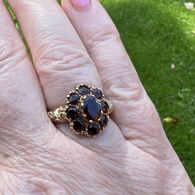 Ornate Garnet Cluster Ring in 9ct Gold